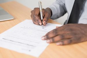 Indemnización por cese anticipado administradores de fincas en Madrid.